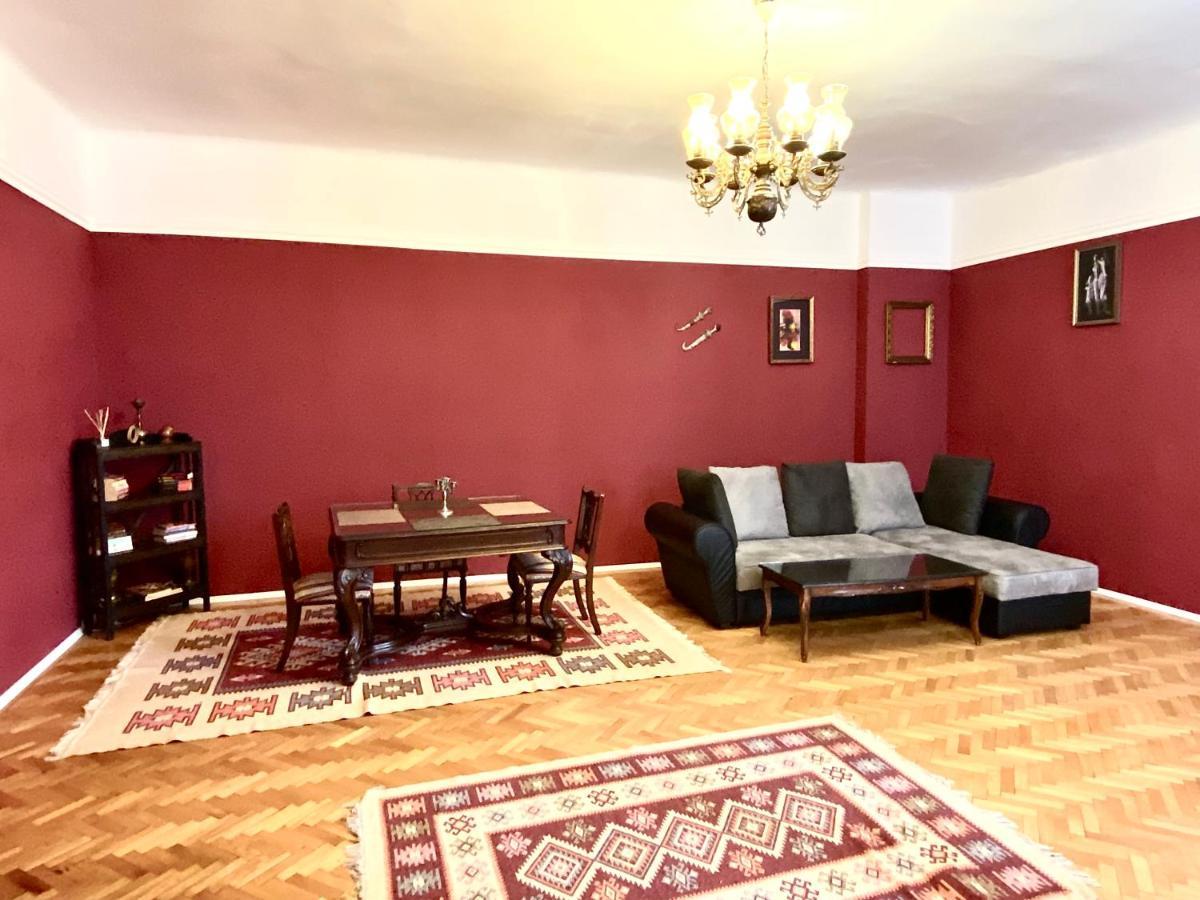 Casa Irina Appartement Braşov Buitenkant foto